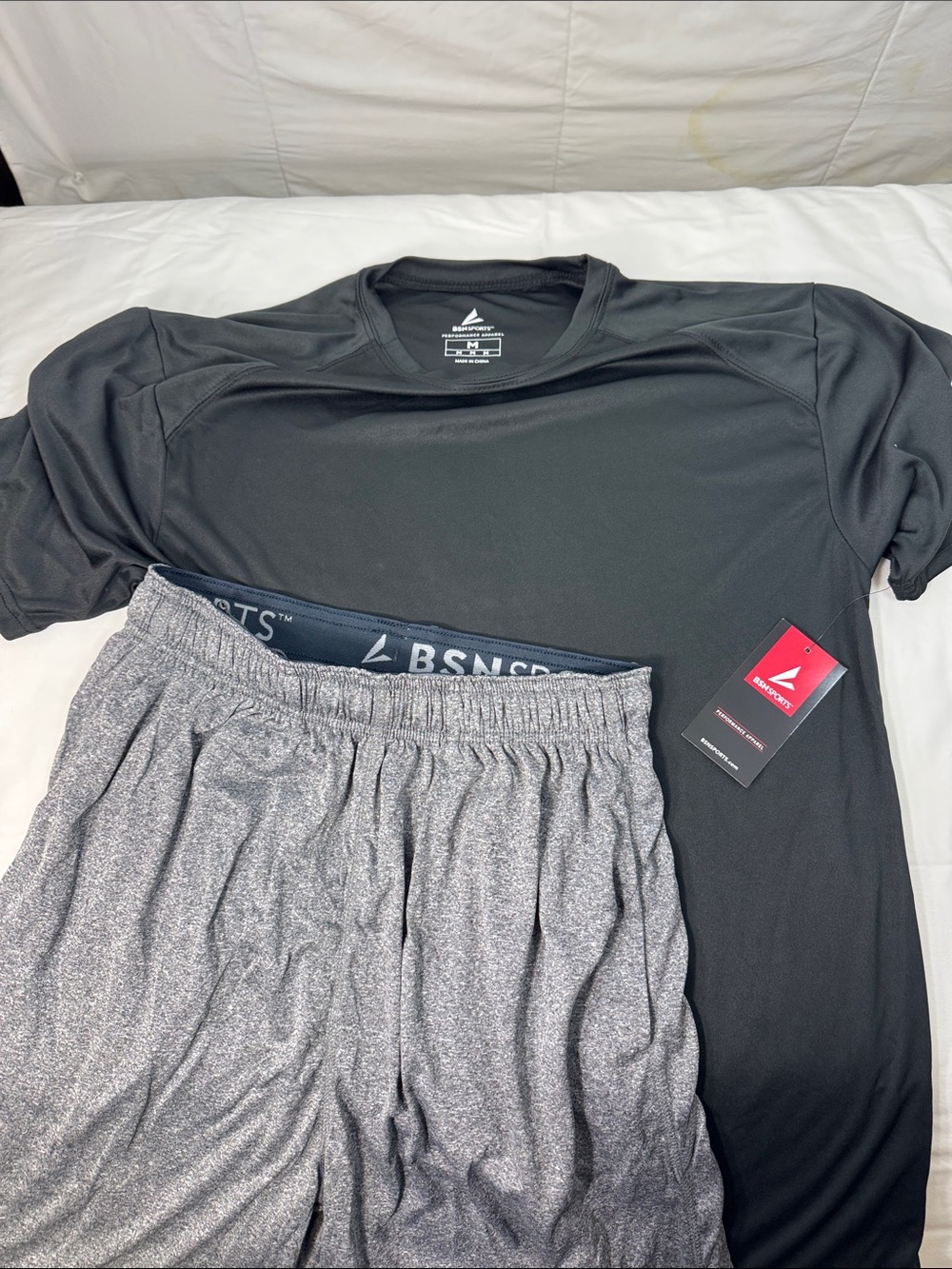 BSN Sports Mens Medium Athletic‎ Set Shirt Shorts Gym Training NWT